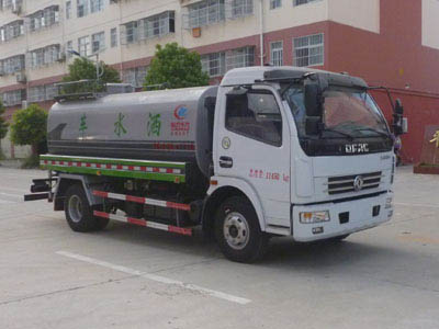 8吨洒水车_东风D7新款洒水车