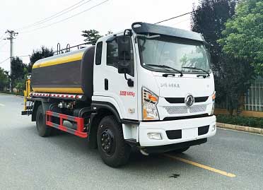 程力威牌CLW5161TDY6CD型多功能抑尘车