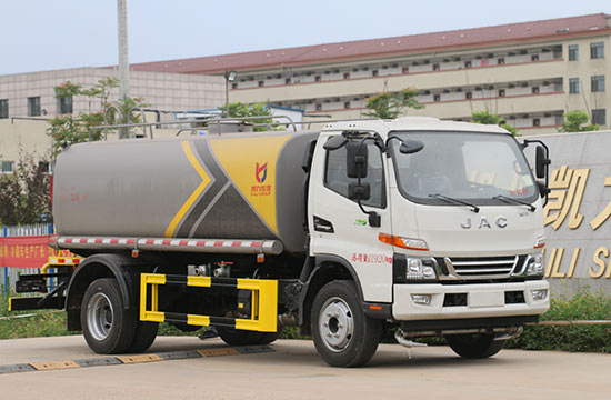 凯力风牌KLF5120GSSH6型洒水车